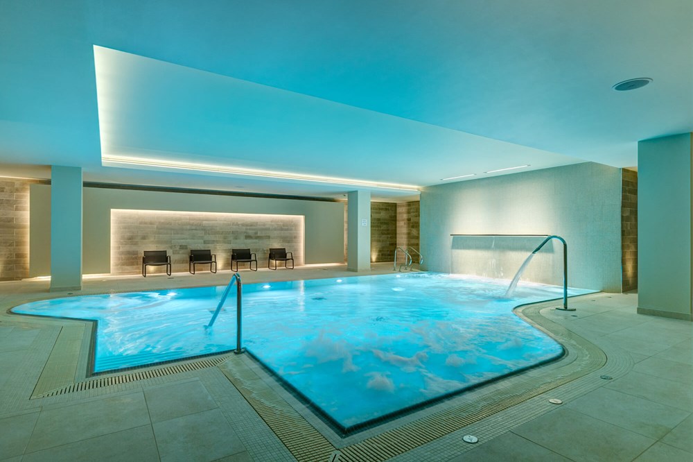 apex indoor pool