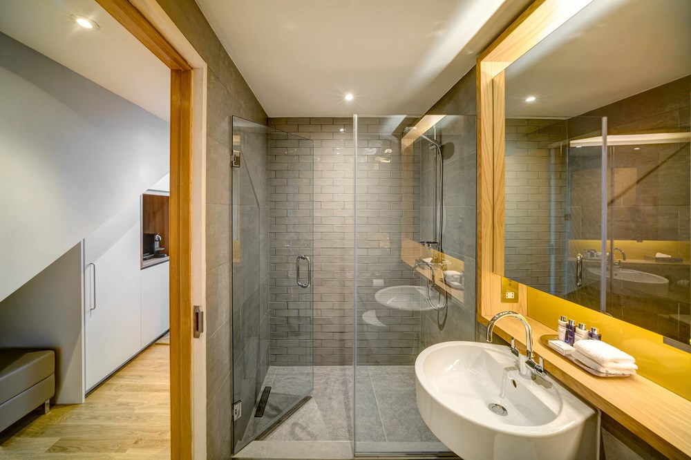 Duplex Suite bathroom with walk-in shower