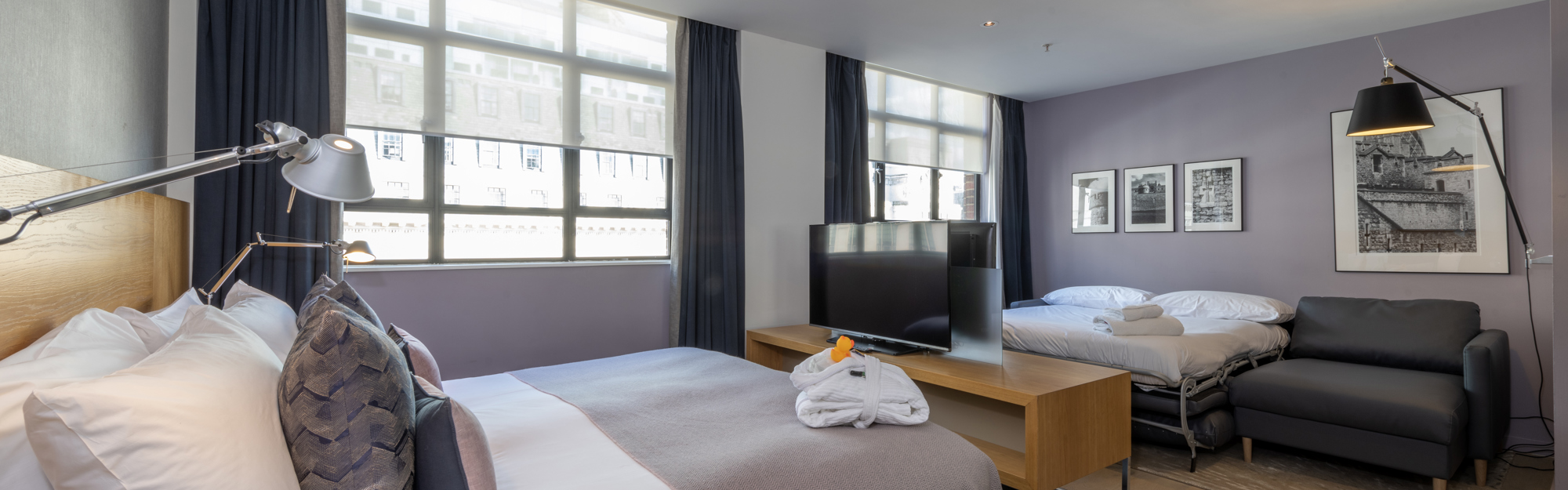 apex city of london family room