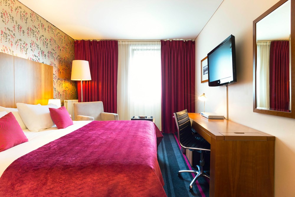 City Room with double bed at Apex Haymarket Hotel