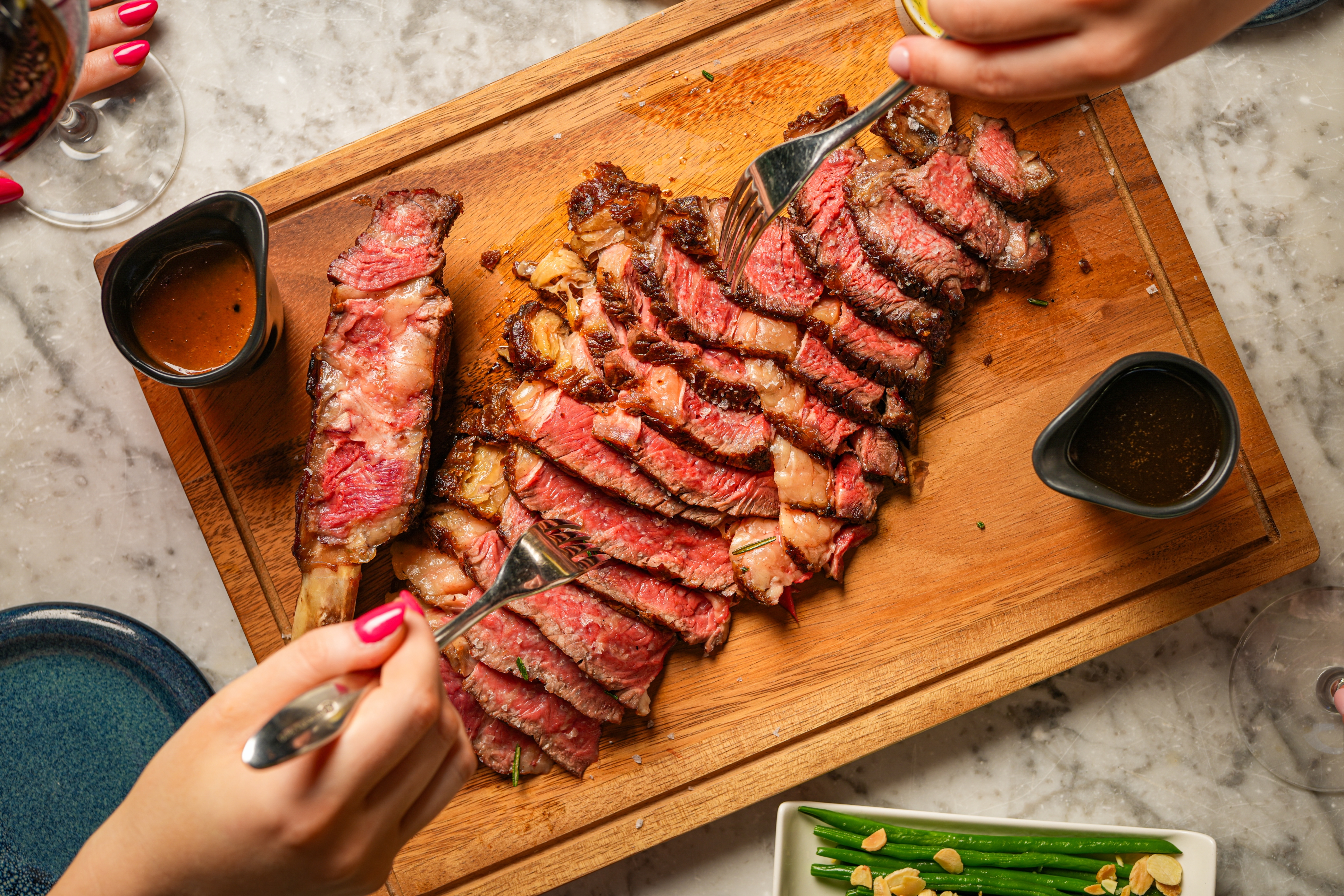 steak and wine at the lampery restaurant london