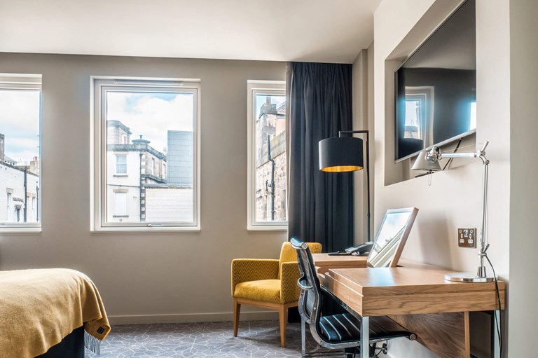 Hotel Rooms Edinburgh New Town | Apex Waterloo Place Hotel