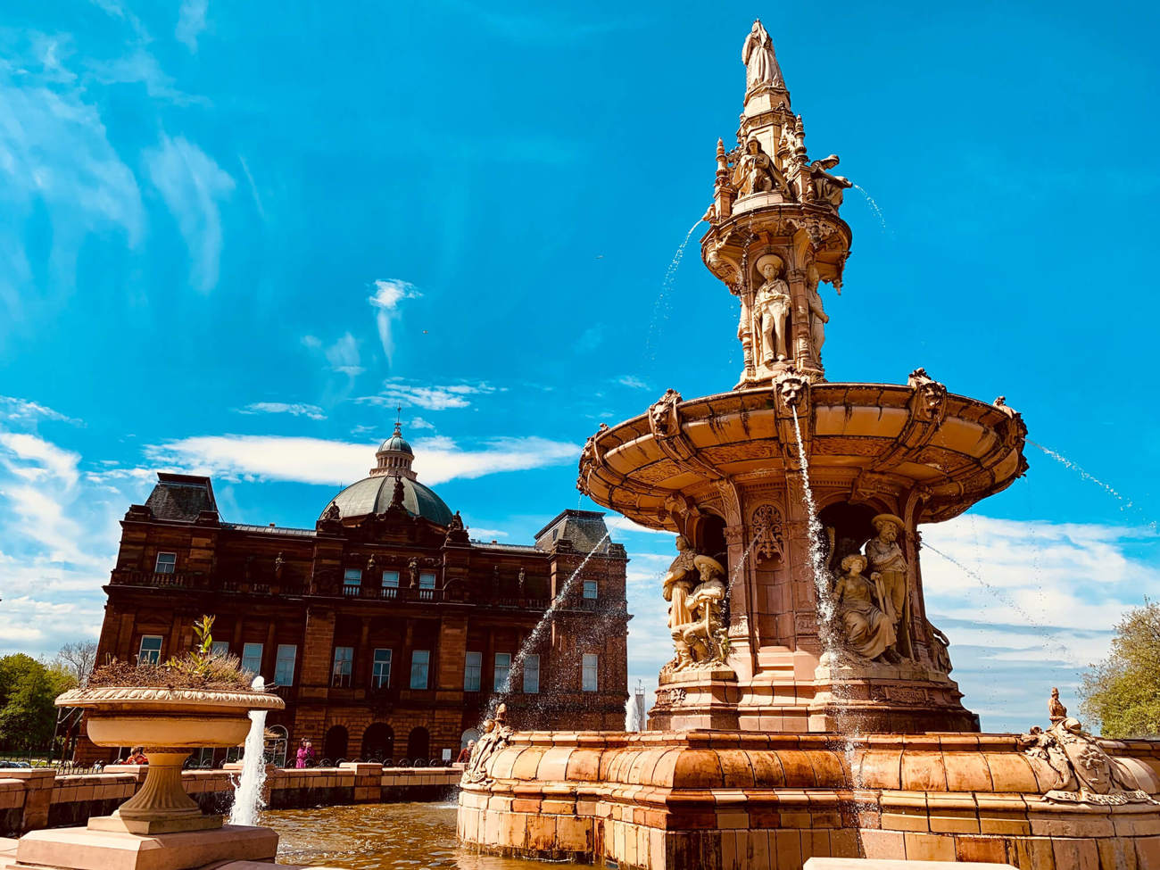 People's Palace in Glasgow People's Palace in Glasgow on sunny day