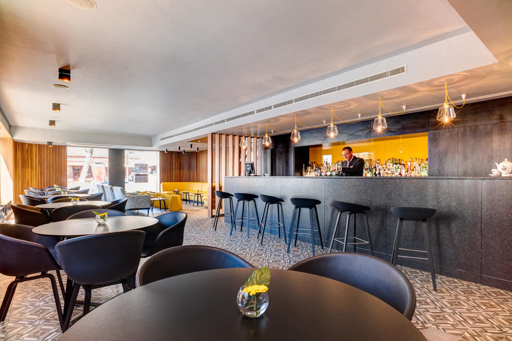 Agua at Apex City of Edinburgh Hotel Agua Bar and Restaurant at Apex City of Edinburgh Hotel