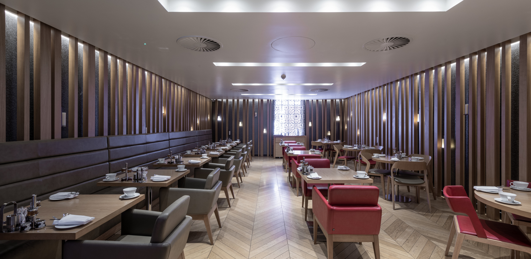 restaurants near apex temple court hotel london